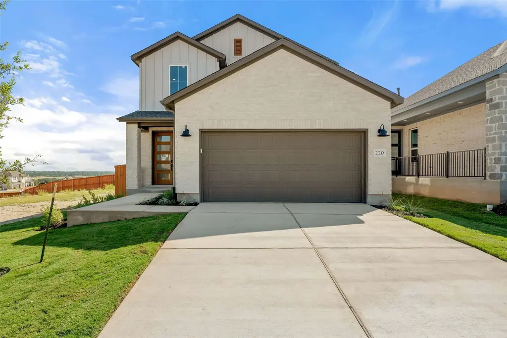220 High Valley Drive, Liberty Hill