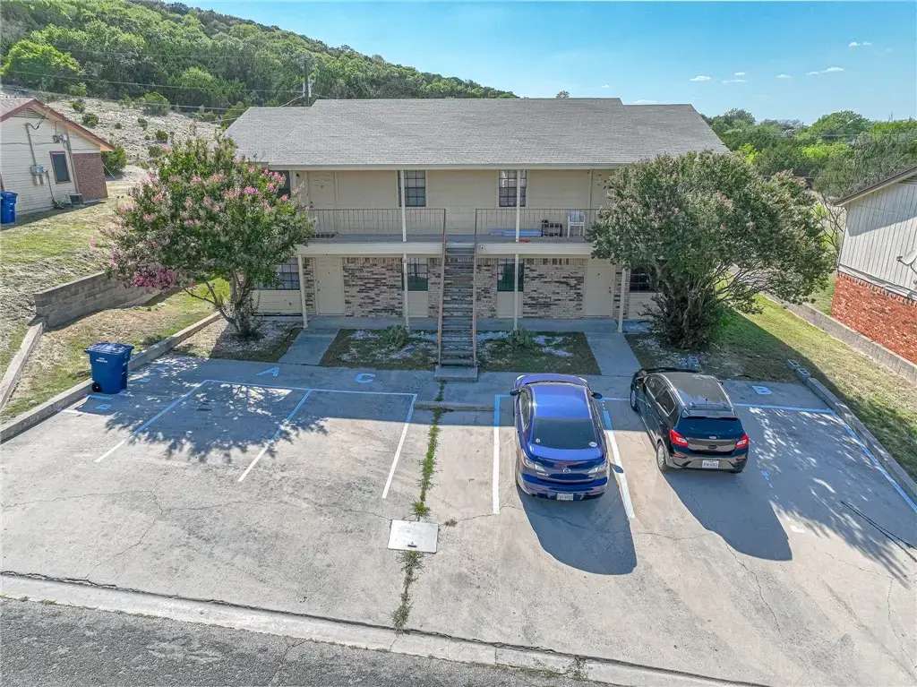 913 N 7th, Copperas Cove