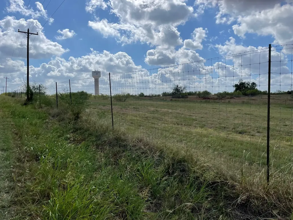 Lot 1 Cr 484, Elgin