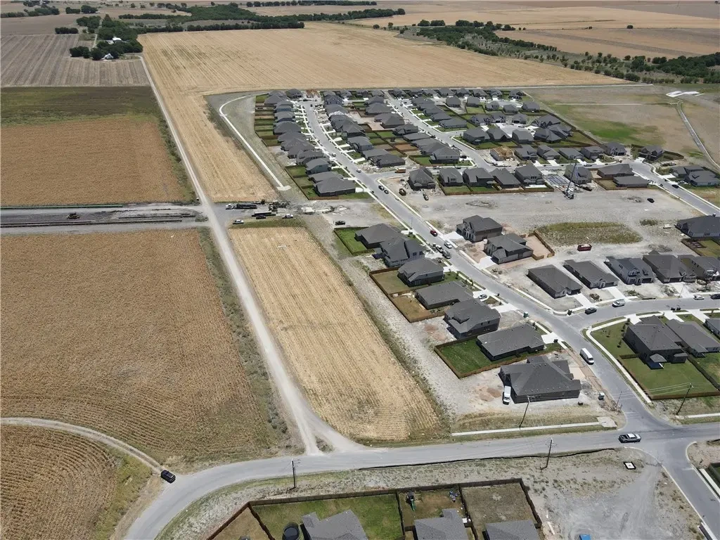 0 Cr 132, Hutto