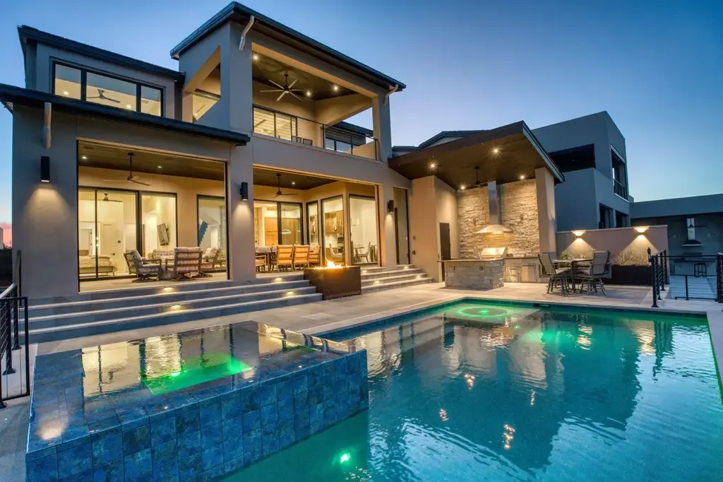 1419 Apache Tears, Horseshoe Bay