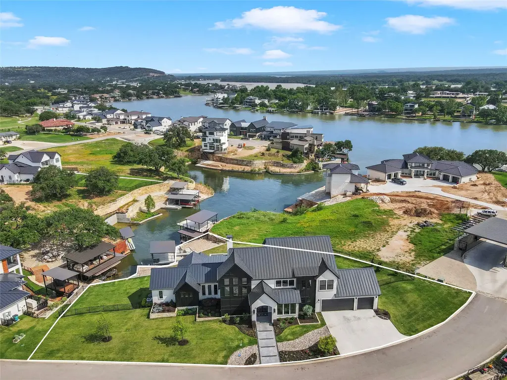 117 Legendary Estates Dr, Kingsland