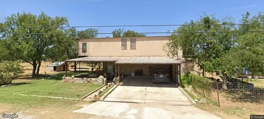3230 Harbor Dr, Brownwood