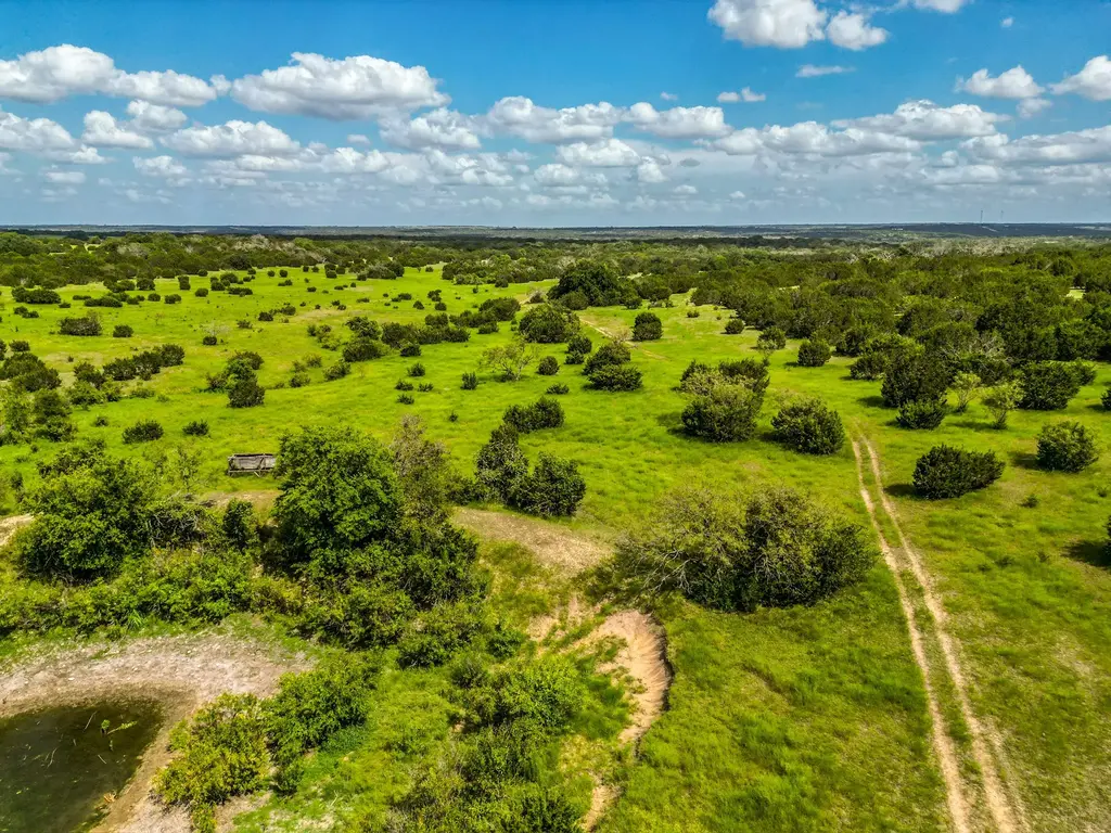 1220 County Road 225, Briggs
