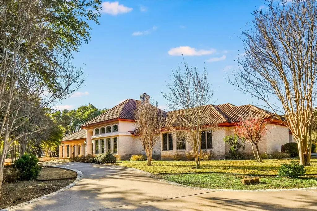 25909 Hamilton Pool Rd, Round Mountain