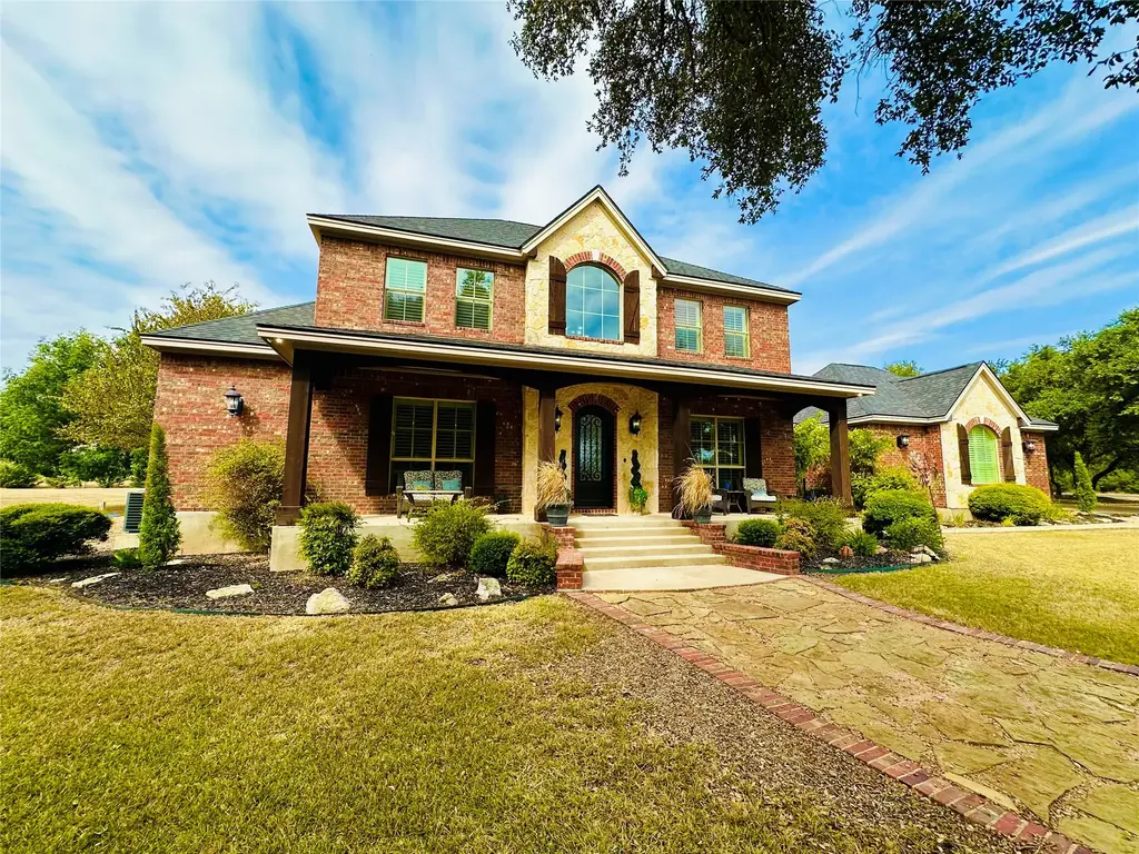 300 Copper Ln, Leander