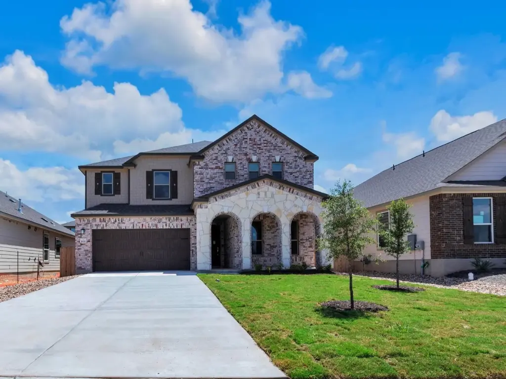 1628 River Plateau Dr, Leander