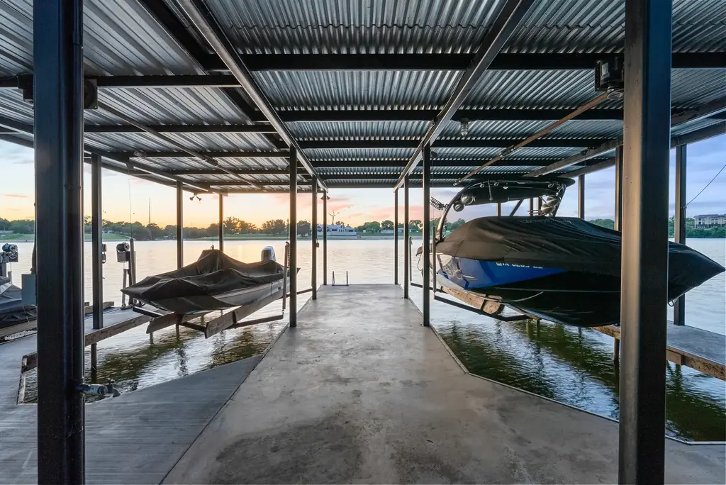 408 Front St, Marble Falls