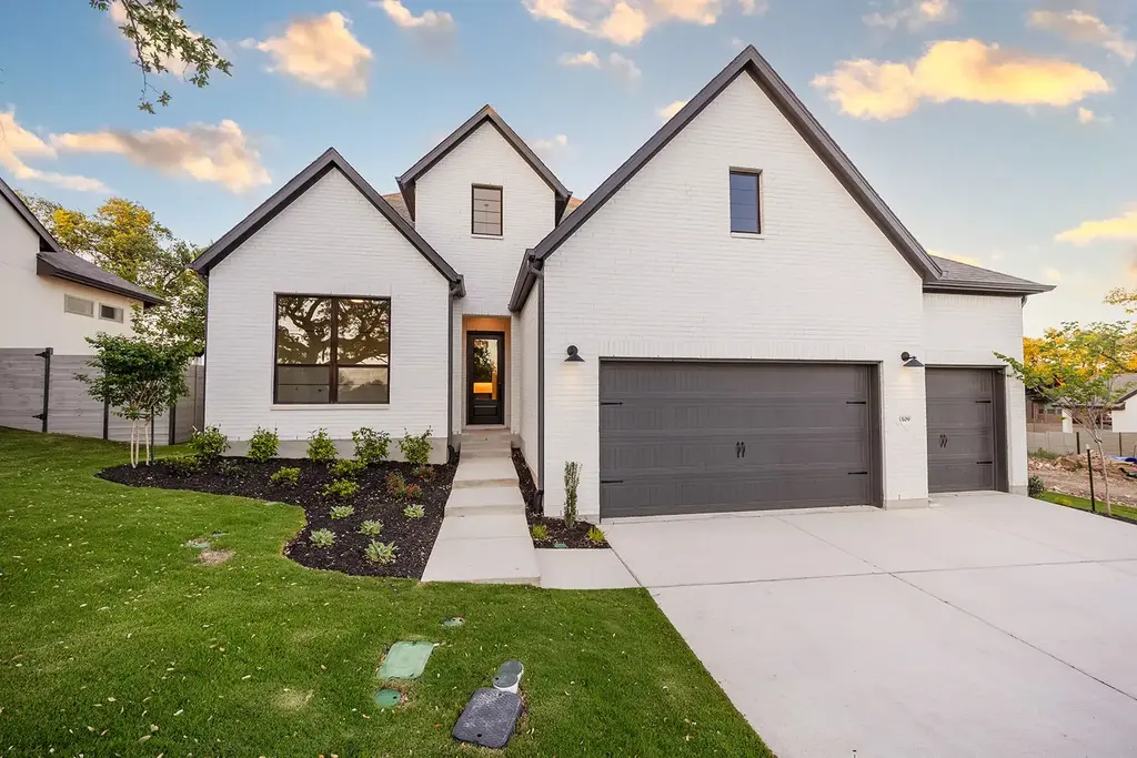 1509 Jay Wolf, Georgetown