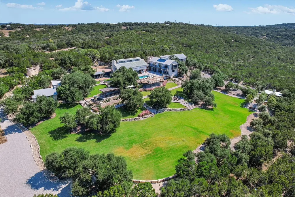 8105 Mcgregor Ln, Dripping Springs