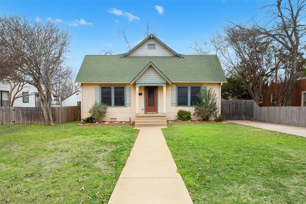 1710 Lexington St, Taylor