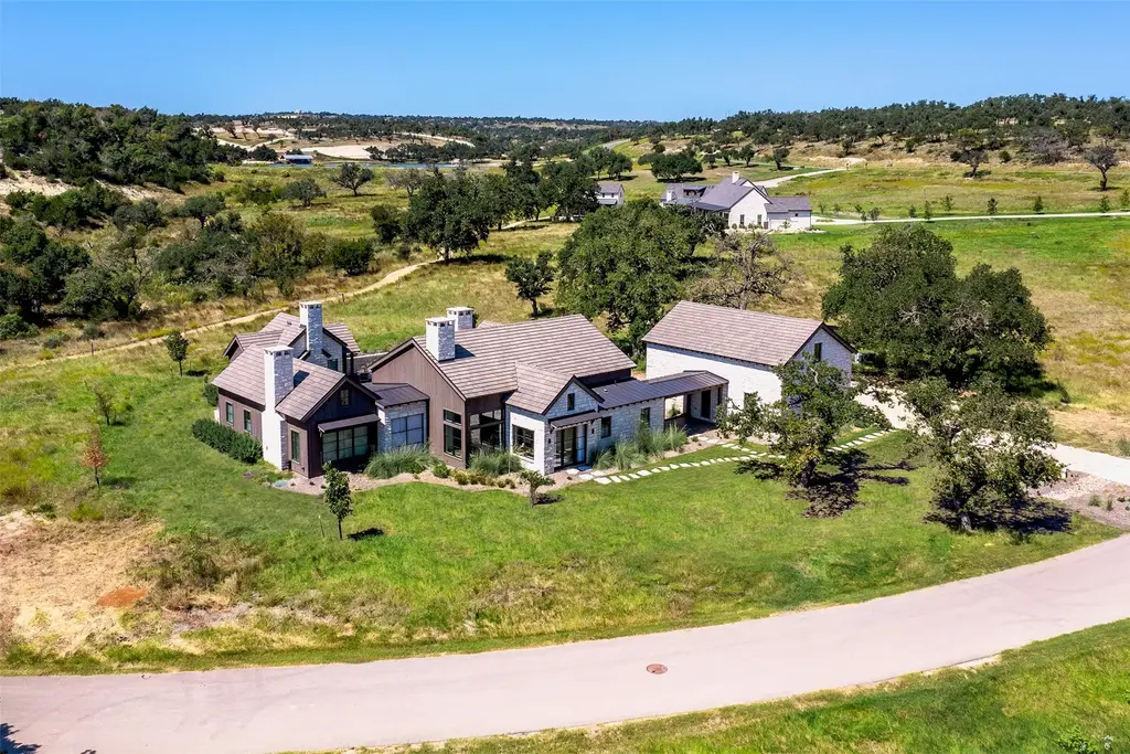 154 Presidio Ridge Dr, Fredericksburg