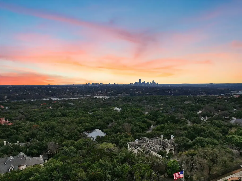 2507 Camino Alto, Austin
