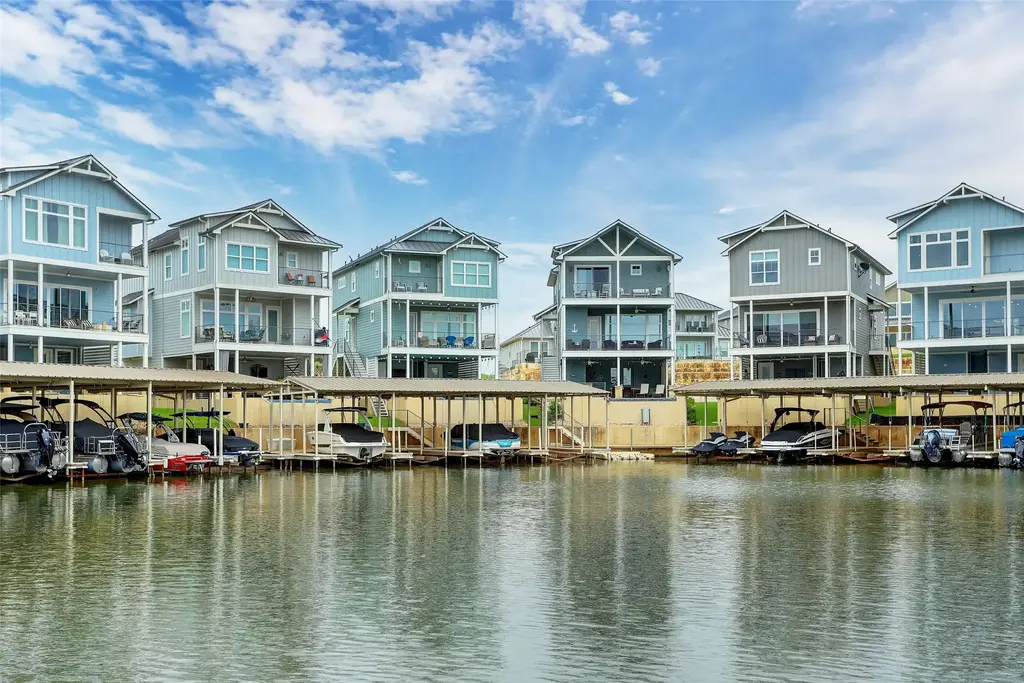 124 Marina Blf, Kingsland