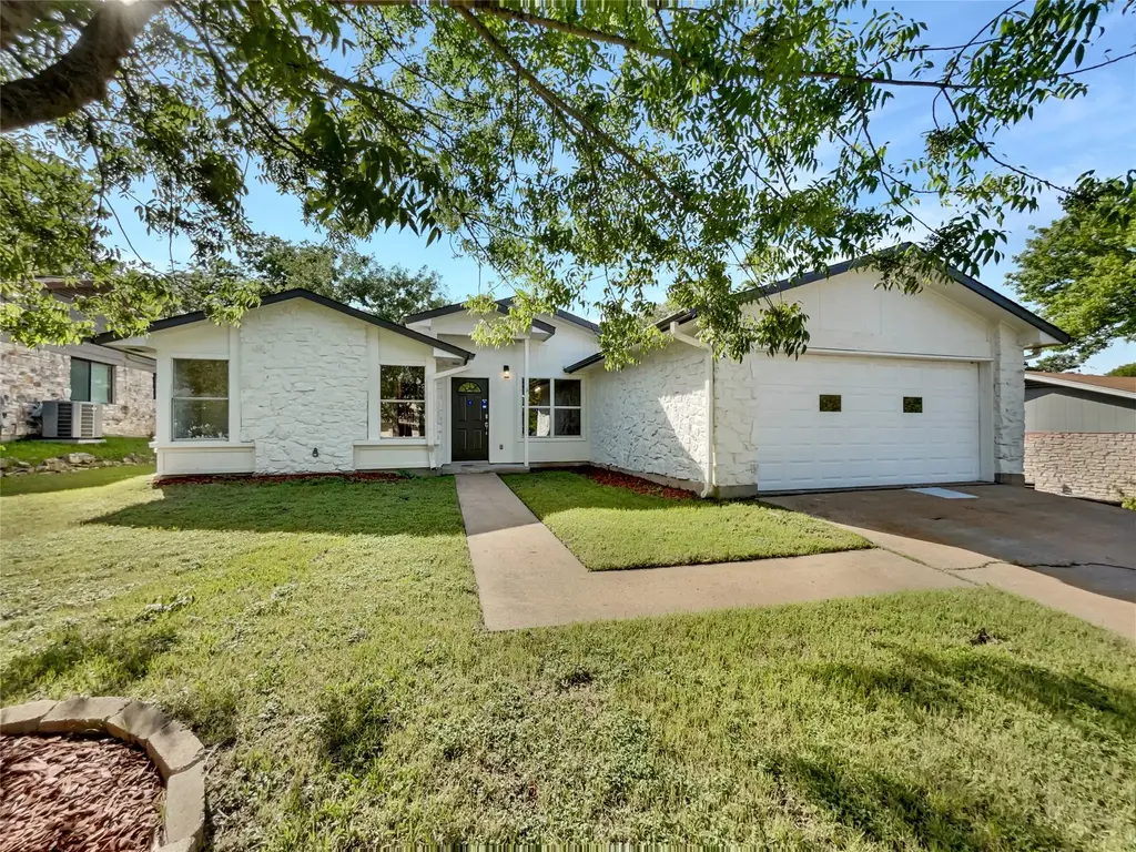 8222 Kearsarge Dr, Austin