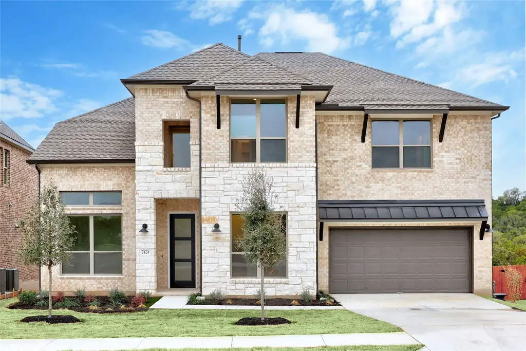 7424 Desert Needle Dr, Lago Vista