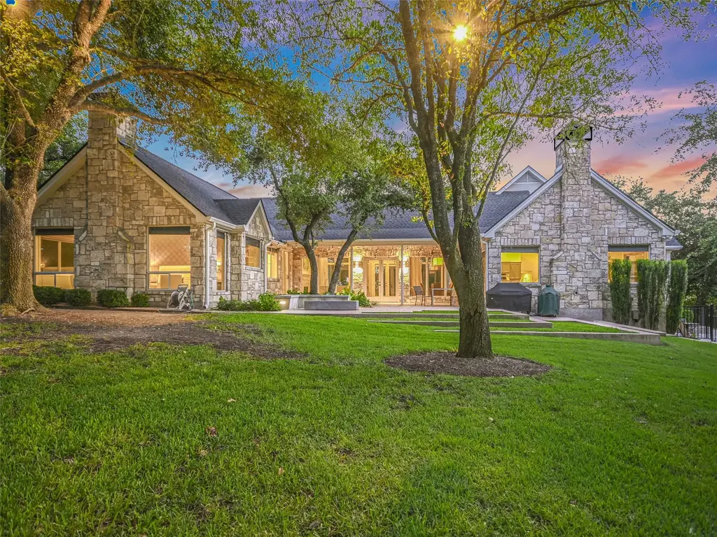 417 Beardsley Ln, Austin