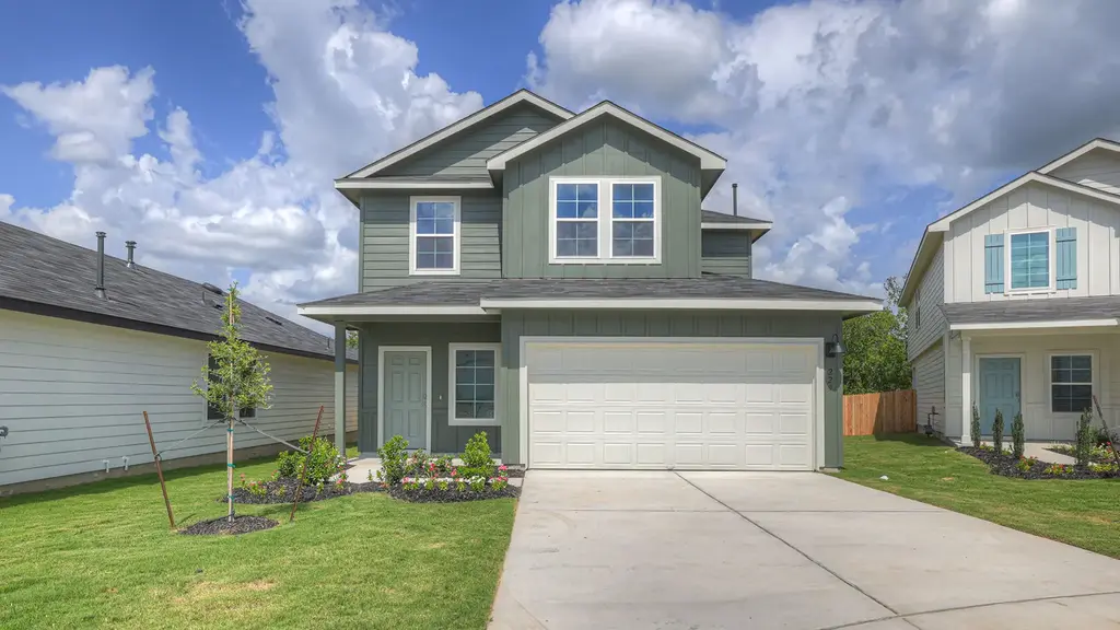 229 Langston Dr, Maxwell