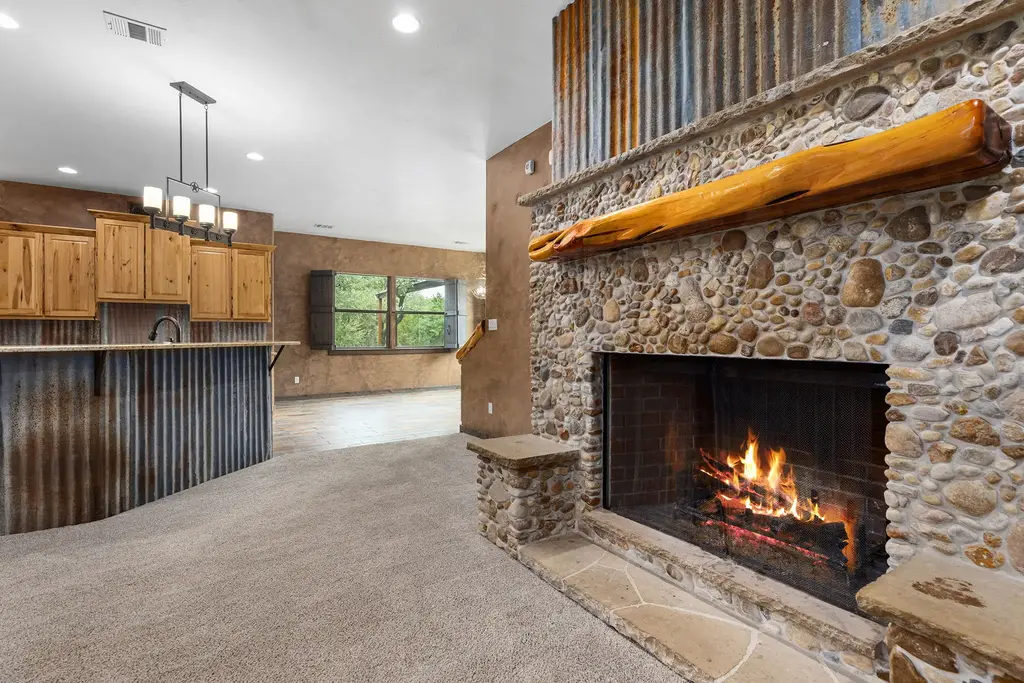 3700 County Road 207, Liberty Hill