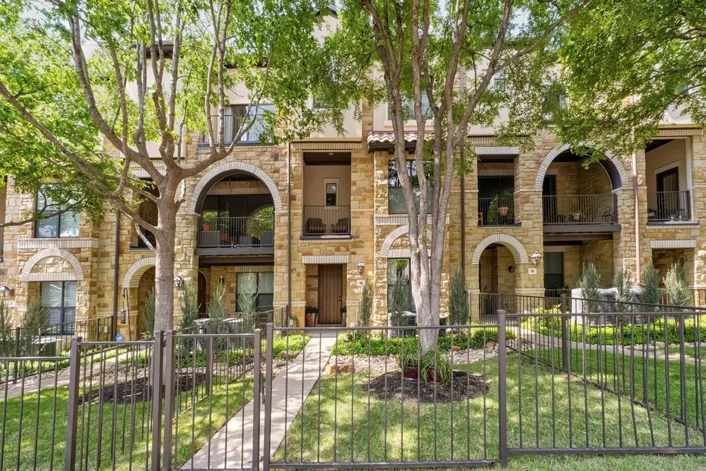 2505 Enfield Rd 4, Austin