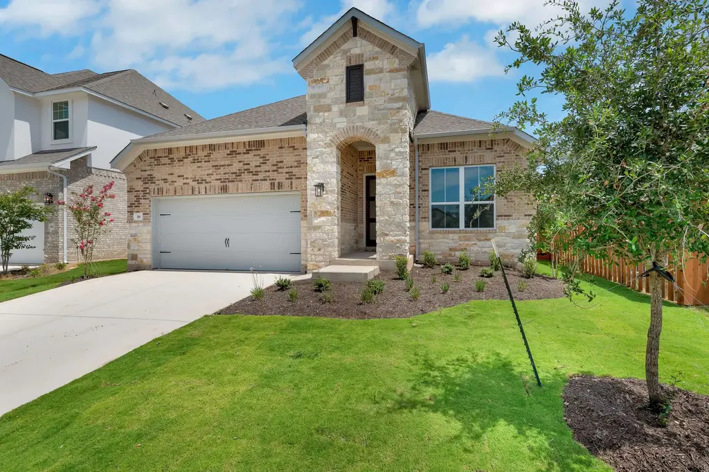 316 Millbend Rd, Georgetown