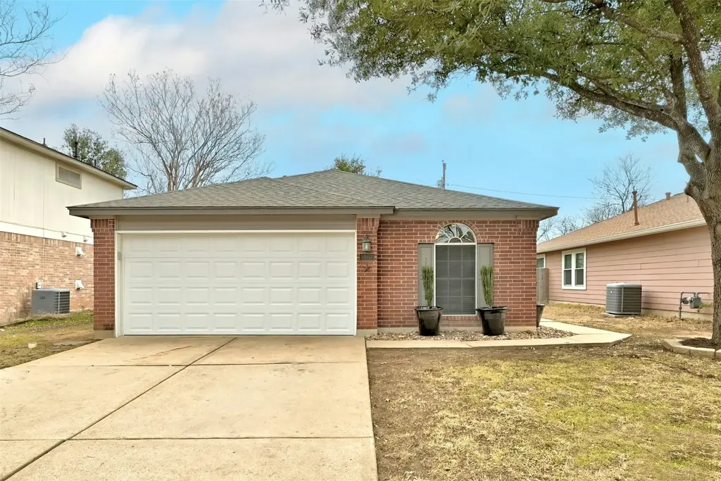1807 Hollow Tree Blvd, Round Rock