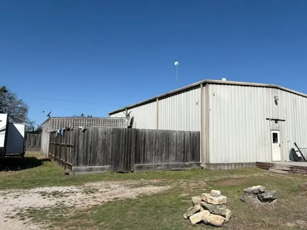 3101 N Highway 183 Highway, Liberty Hill