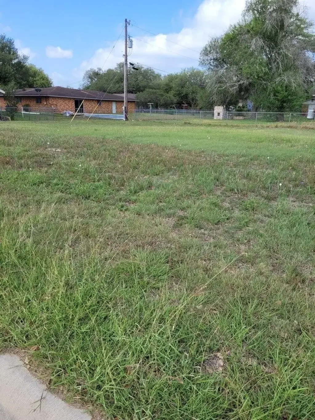 714 Oakland Ave, Gonzales