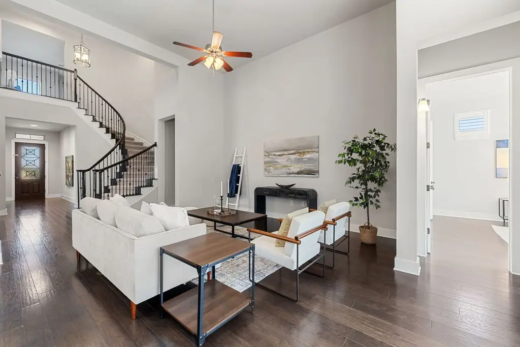 11003 Cut Plains Loop Loop, Austin