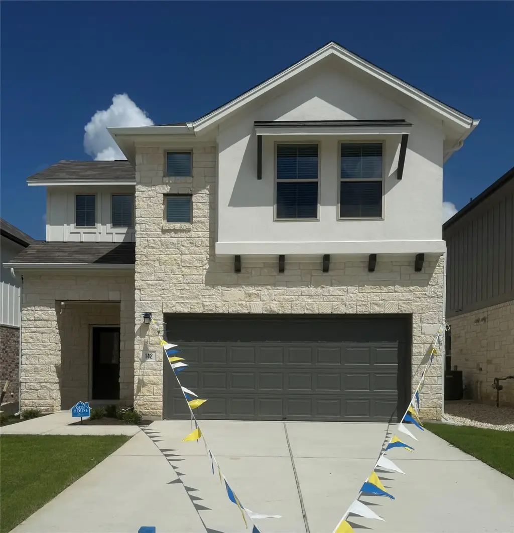142 White Horses Dr, Kyle