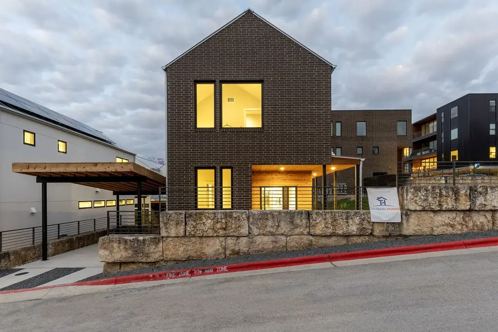 900 S 2nd St 23, Austin