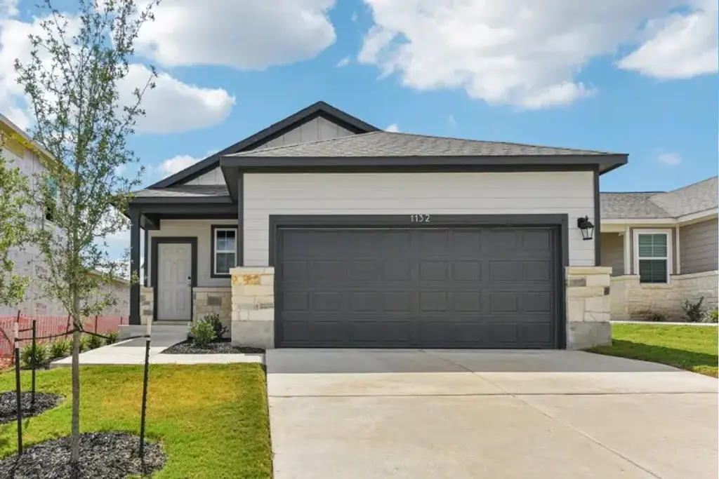 1132 Wild Leaf Way, San Marcos