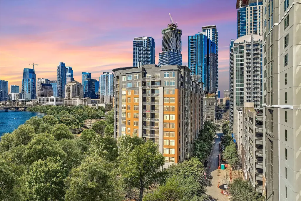 54 Rainey St 713, Austin