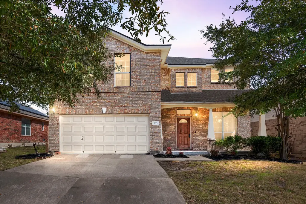 135 Amber Oak Dr, Kyle