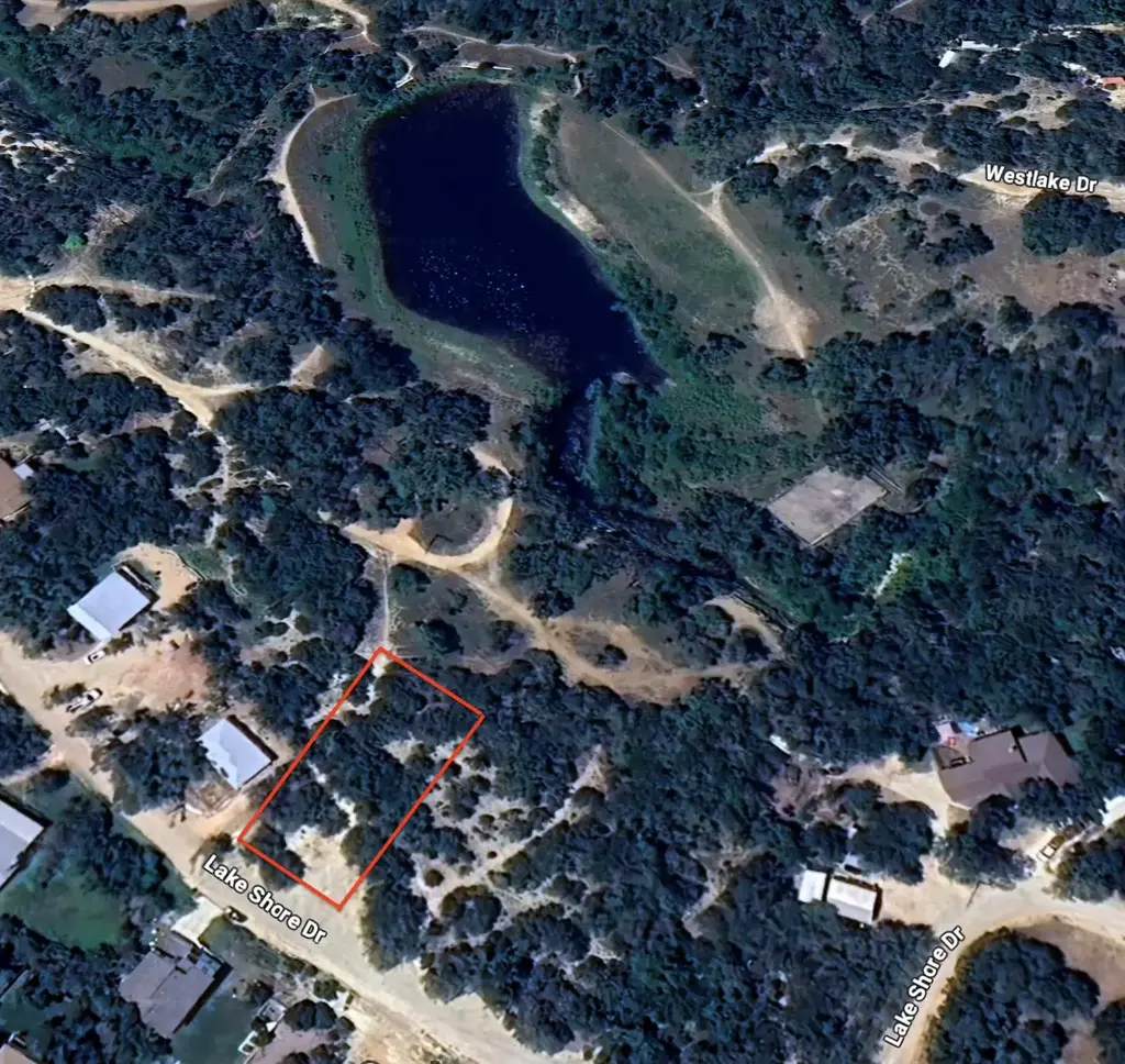 17601 Lake Shore Dr, Dripping Springs