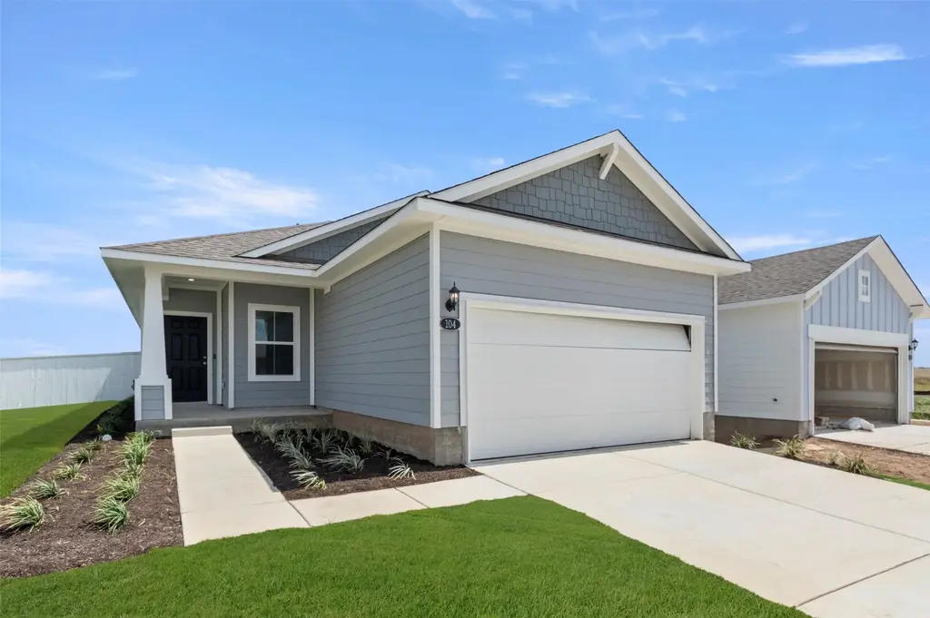 104 Cider Creek Dr, Elgin