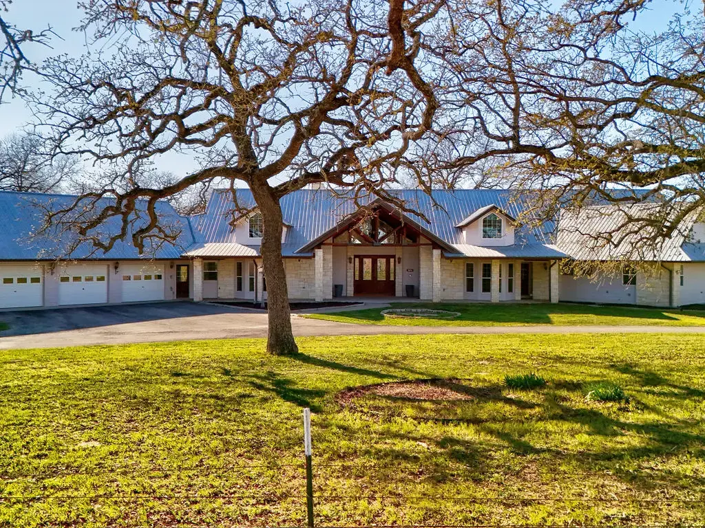 3082 County Road 446, Thorndale