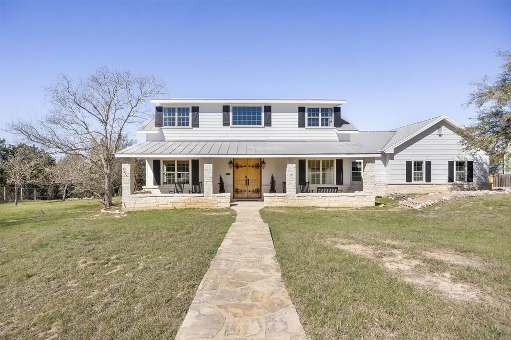 1119 Stoneyridge Dr, Canyon Lake