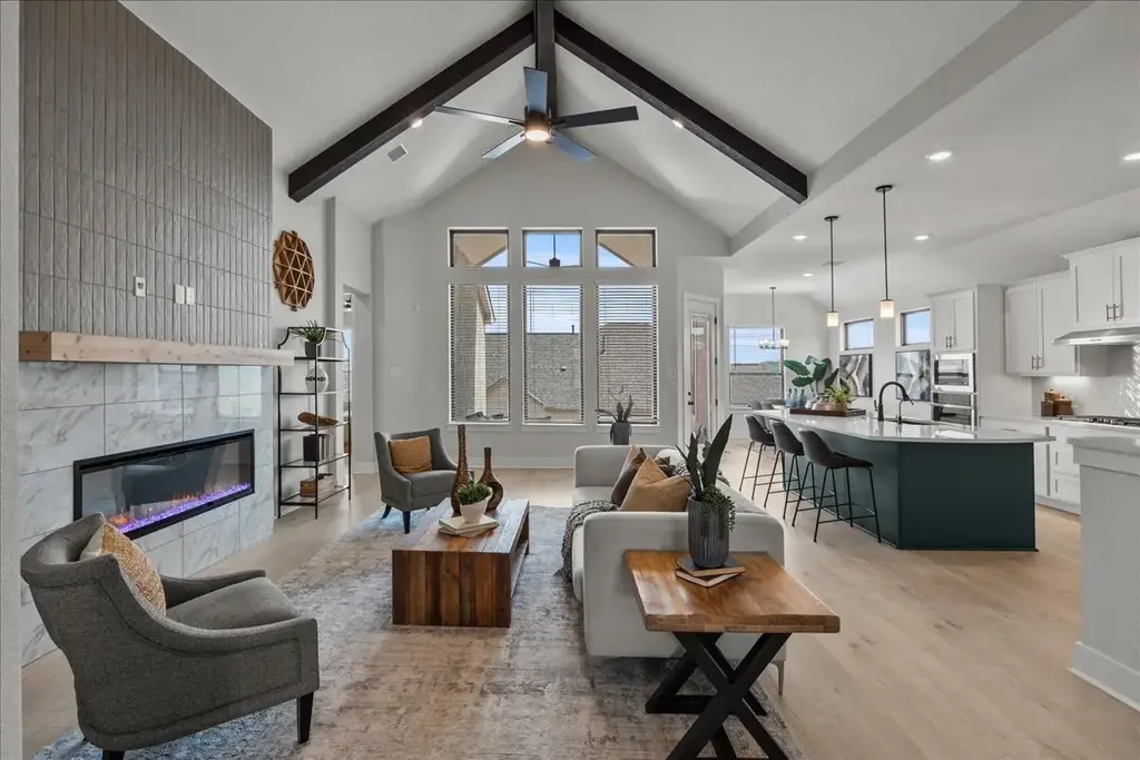 18700 Brady Clearing, Austin