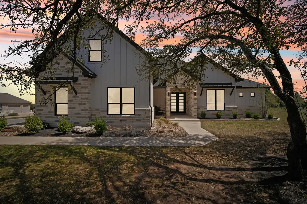 308 Somerset Hills Dr, Georgetown