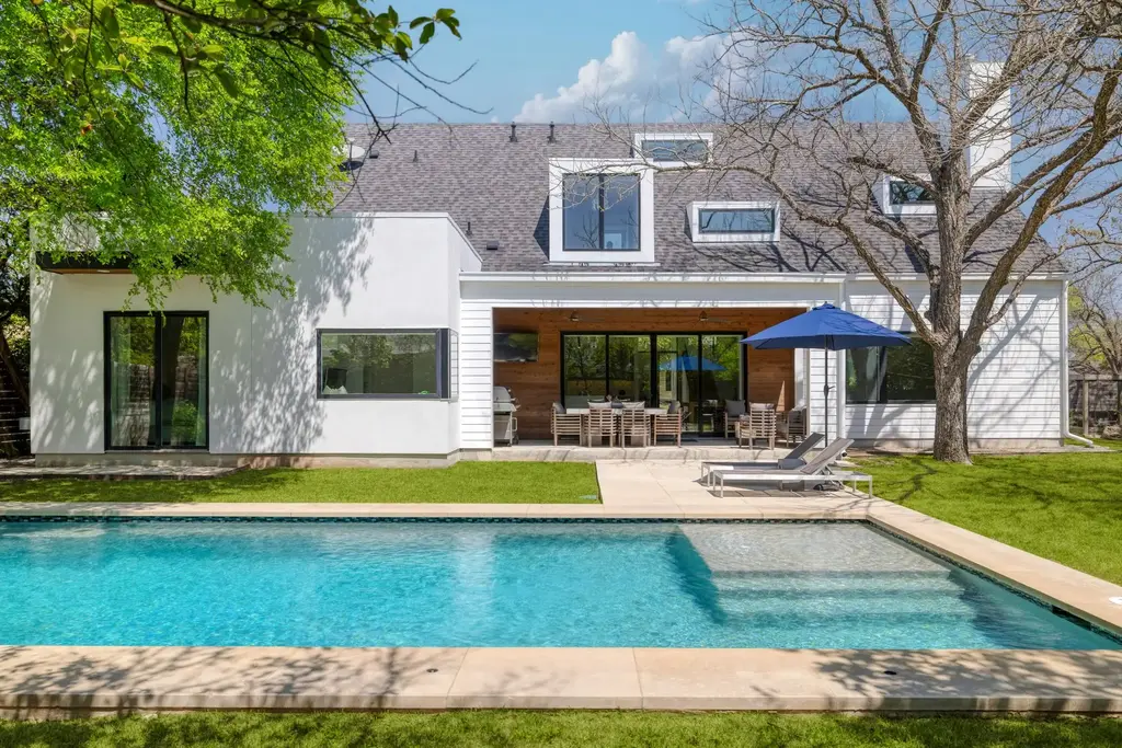 3201 Sunny Ln, Austin