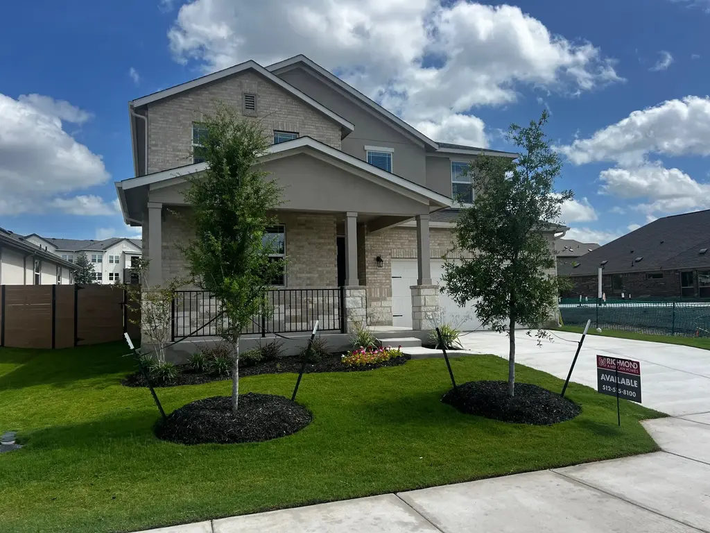 512 Raleigh Dr, Georgetown