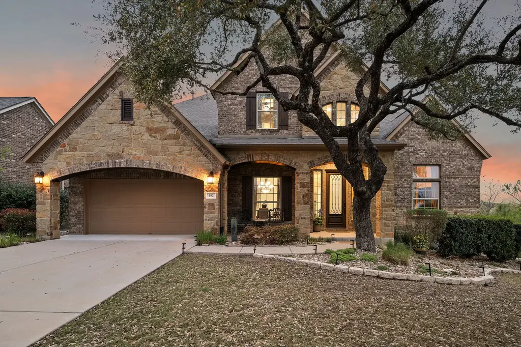 182 Emma Loop, Austin