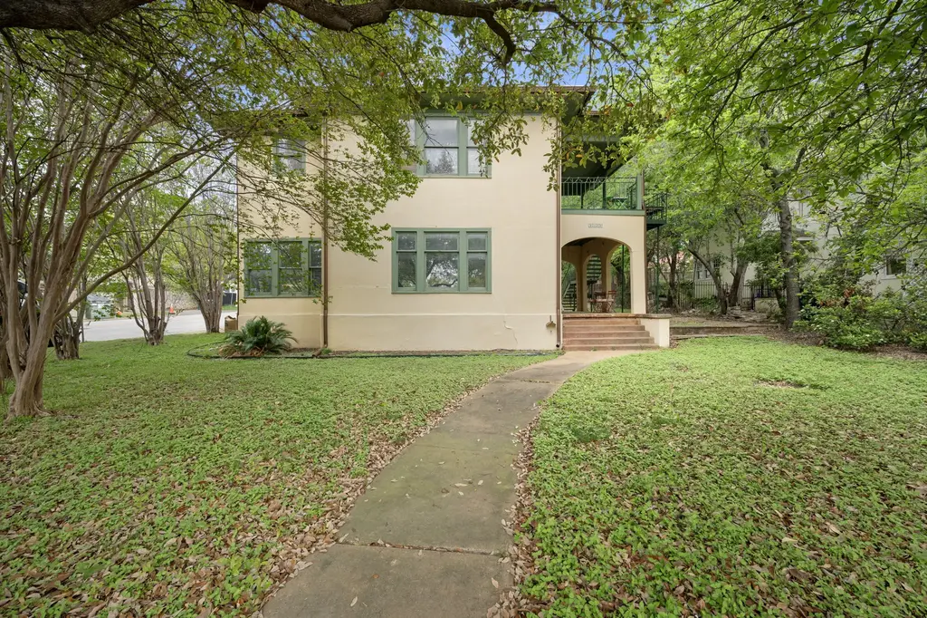 1520 Enfield Rd, Austin