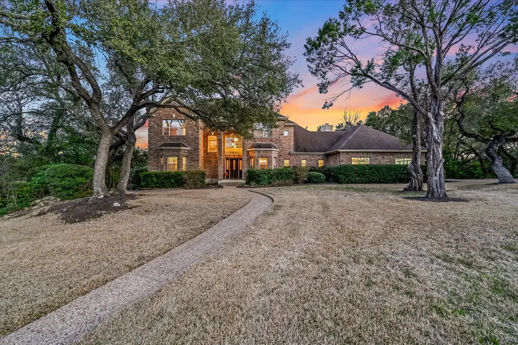 8001 Bell Mountain Dr, Austin