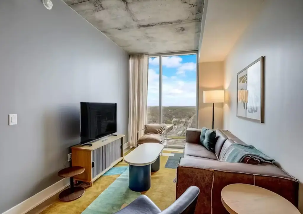 48 East Ave 1605, Austin