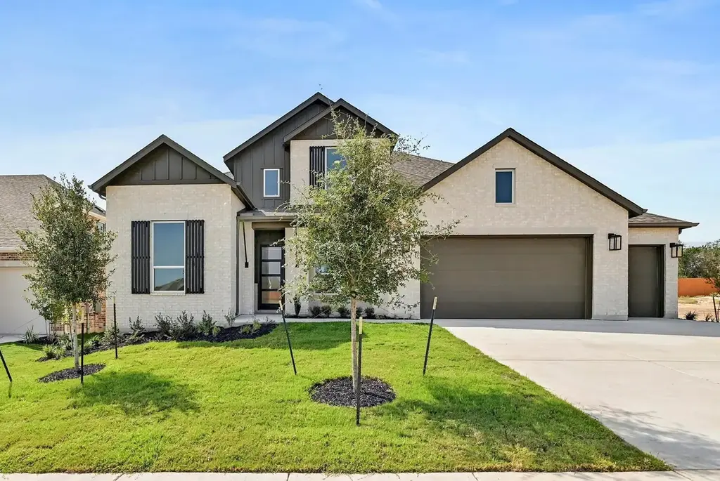 213 Luttrell Ln, Liberty Hill