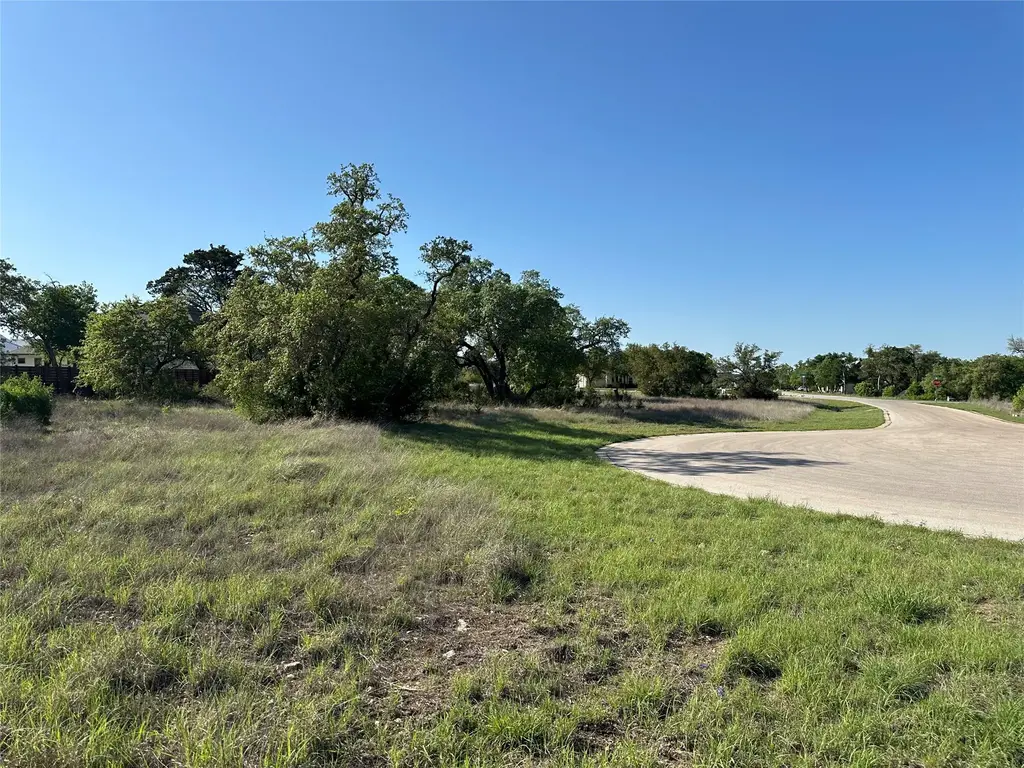 2204 Live Oak Rd, Leander