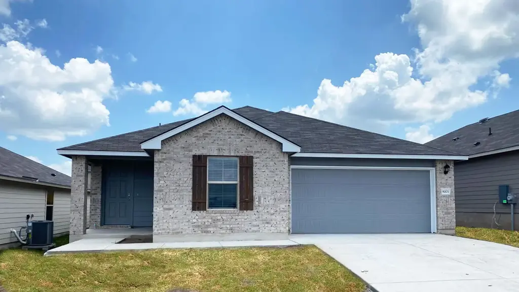9001 Flat Iron Dr, Temple
