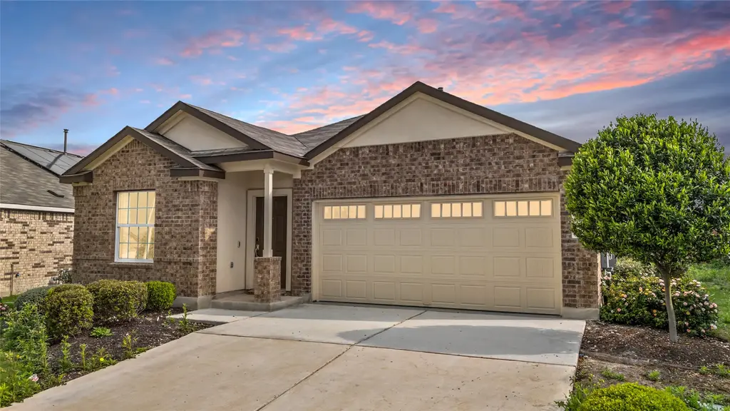 156 Sky Meadows Cir, San Marcos